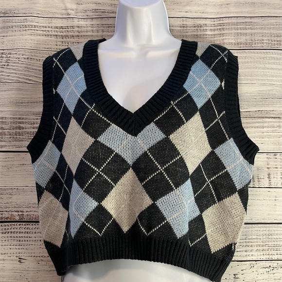 Sweatshirts, Hoodies, Sweaters etc S, M, L, XL - Picture 5 of 10